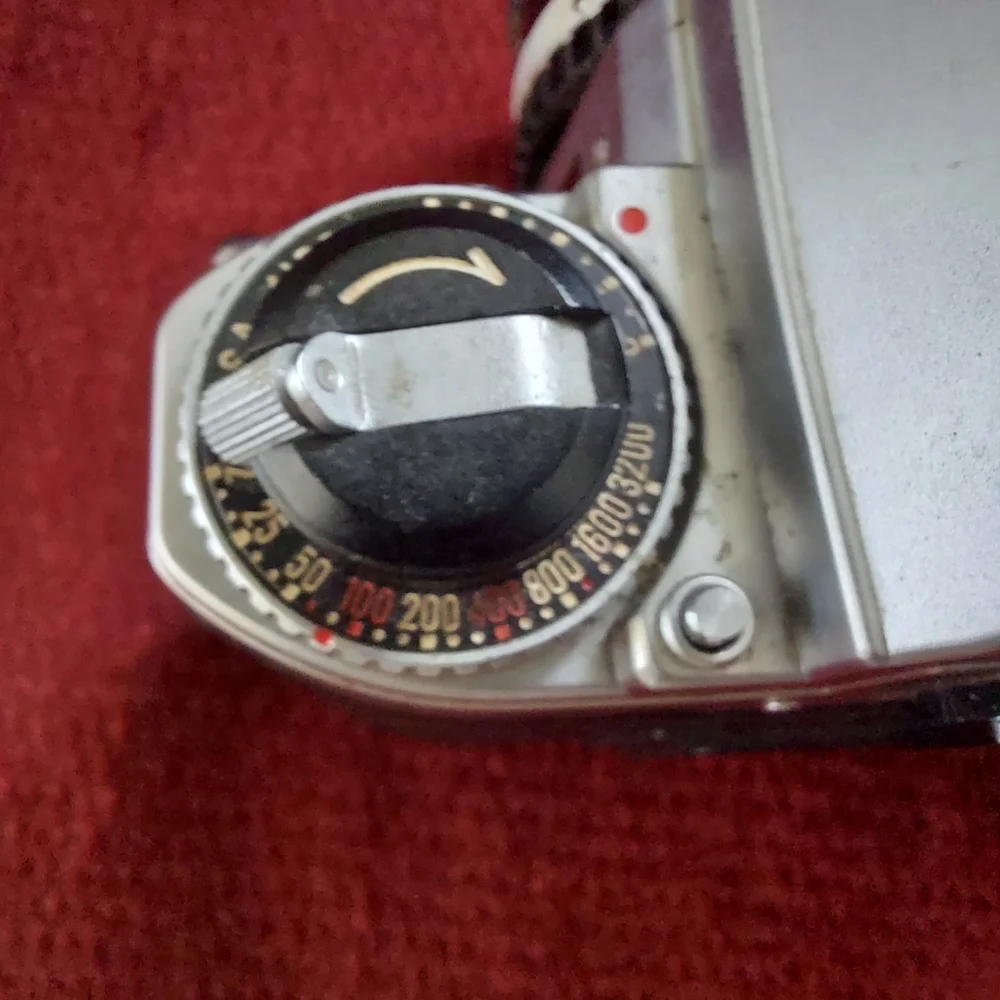 Nikon FG with Series E Lens
